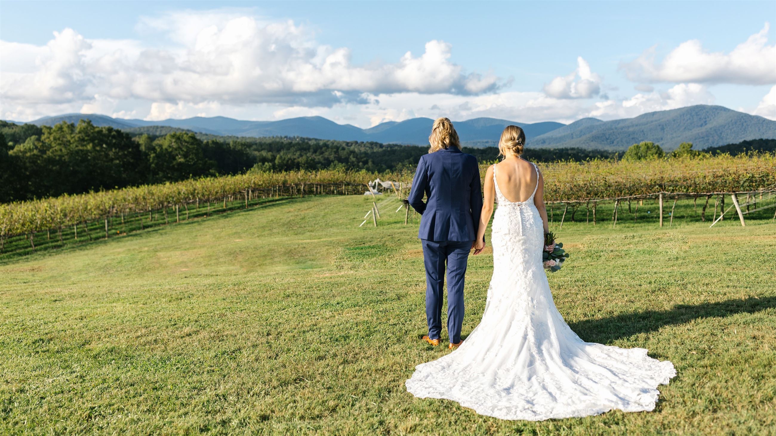 Meant to Be—A Romantic Vineyard Wedding During COVID-19 Desktop Image