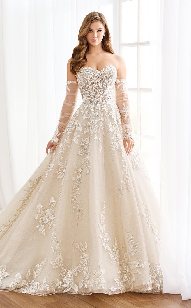 ball gown wedding dress