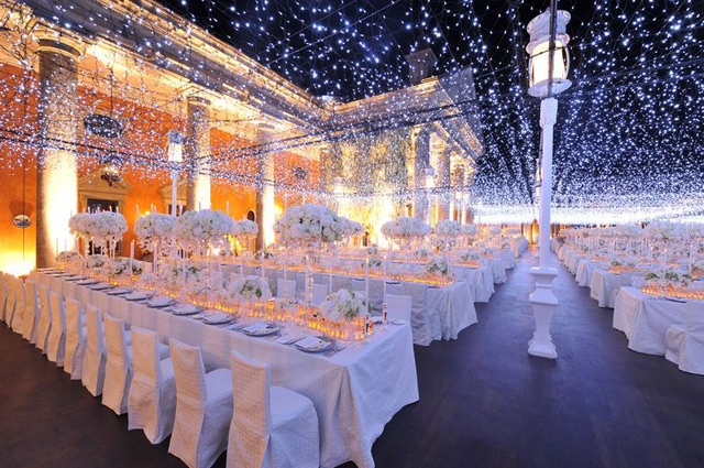 Wedding Magic with Twinkle Lights ~ we ♥ this! moncheribridals.com