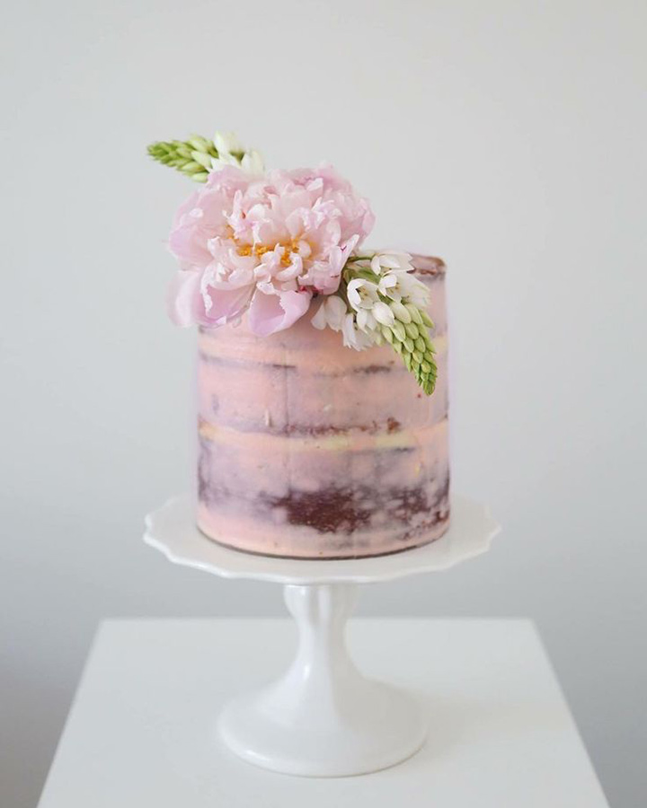 5 Semi-Naked Pink Wedding Cakes We Love ~ we ❤ this! moncheribridals.com