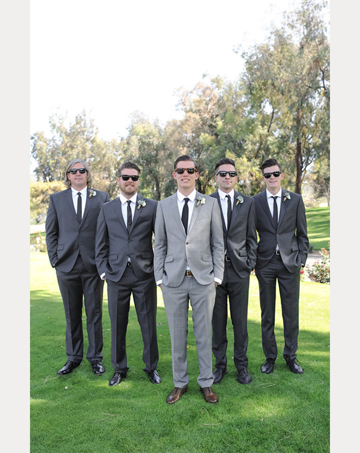 7 Distinctive Grooms That Stand Out From Their Groomsmen ~ we ❤ this! moncheribridals.com