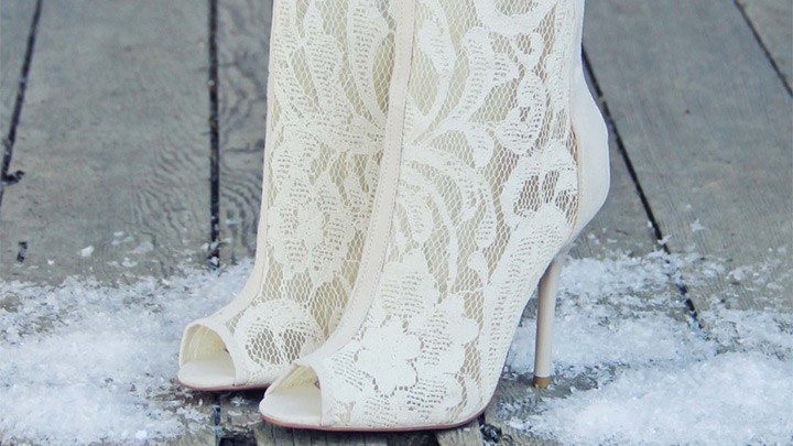 winter wedding shoes for bride