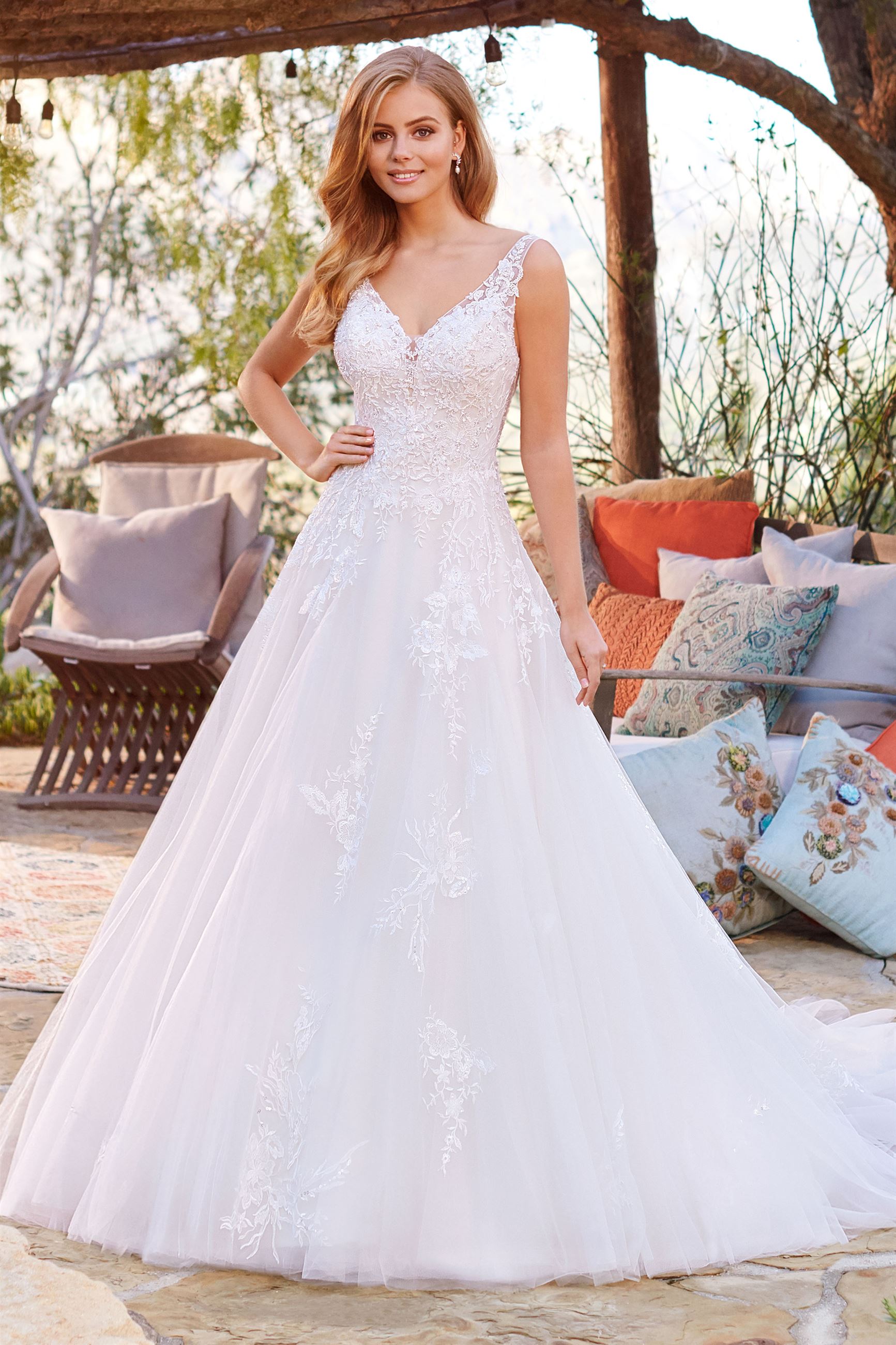 white aline wedding dress